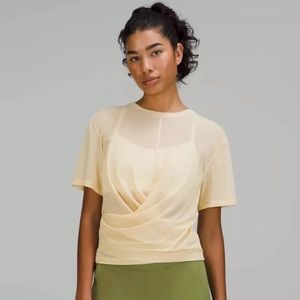 Lululemon Twist Mesh Yoga Top
